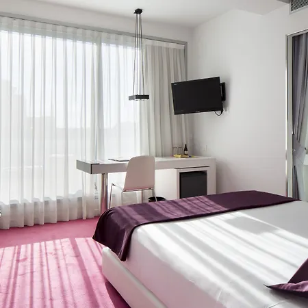 Hotel Allegro